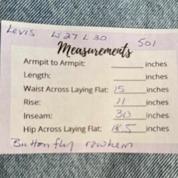 Levi's 501 Jeans with Washed Finish and Light Distressing Womens 27x30 - Picture 11 of 11